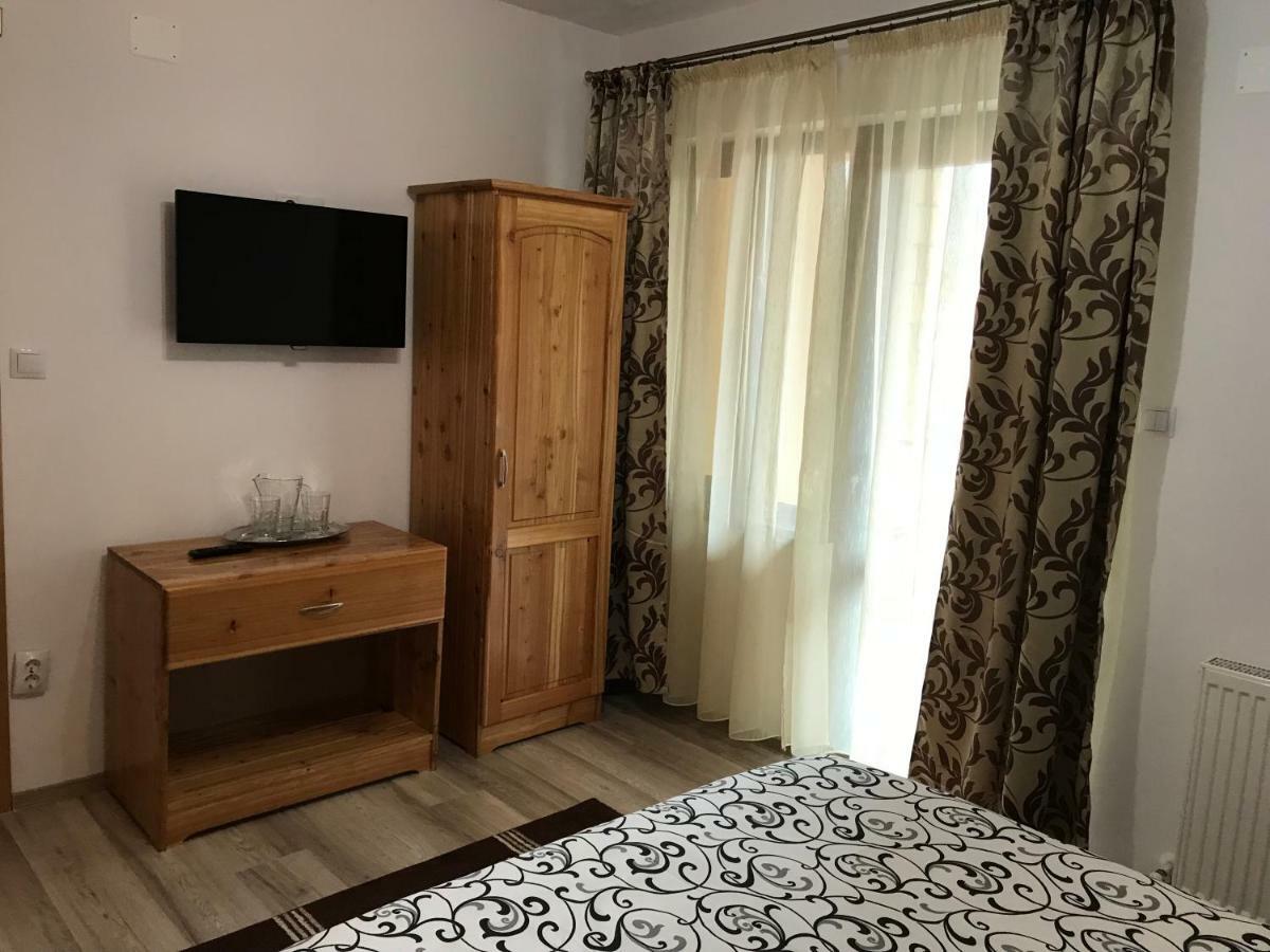 מלון סלניק מולדובה Casa Andra מראה חיצוני תמונה